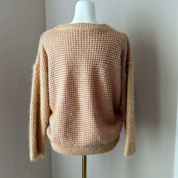 Sage The Label Fuzzy Sweater Peach Blush Beige Tan Size XS Extra Small - Picture 7 of 9